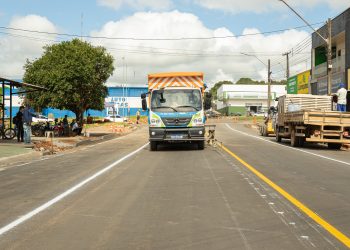 Prefeitura de Jaru sinaliza trecho duplicado da avenida Marechal Rondon