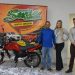 Mototaxista jaruense é o ganhador de uma moto 0 Km da promoção Sorte Grande da ACIJ