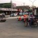 JARU – Mulher fica ferida em acidente envolvendo motocicletas no cruzamento das avenidas Dom Pedro I e Rio Branco