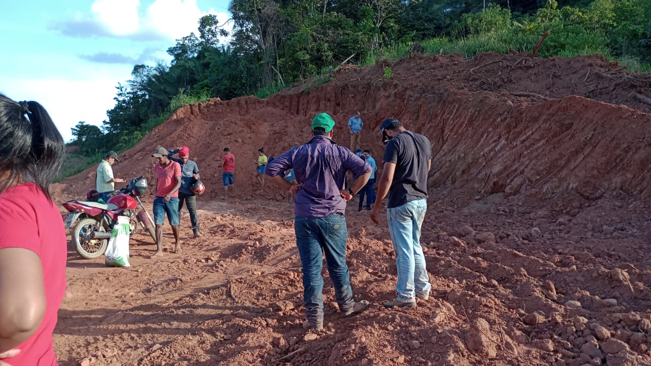 Urgente: Fofoca de novo garimpo apenas 08 KM de Colniza deixa os moradores  agitados. - Pantanal Online