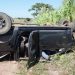 S10 da cambalhotas na RO-470 e Polícia Militar presta socorro às vítimas
