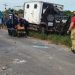 IMAGENS FORTES – Colisão entre caminhões deixa motorista ferido na BR-364; veja vídeo
