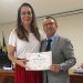 Professora jaruense é homenageada com Moção de Aplausos após ser selecionada para intercâmbio em universidade da Inglaterra