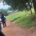 Corpo masculino carbonizado e com as mãos amarradas é encontrado na manhã deste sábado