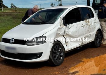 JARU – Acidente entre caminhão e carro é registrado na entrada do Residencial Savana Park