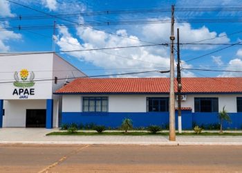 Prefeitura de Jaru repassa recurso à APAE