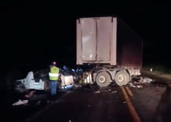 Grave acidente envolvendo carretas é registrado na BR-364 entre Jaru e Ouro Preto do Oeste