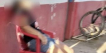 Mulher é assassinada a tiros em frente a comércio ao lado de feira movimentada