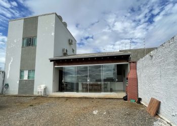JARU – Vende-se residência de alto padrão no Savana Park