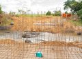 Prefeitura de Jaru avança na construção da ponte de concreto e aço sobre o Rio Passaqual, na Linha 608