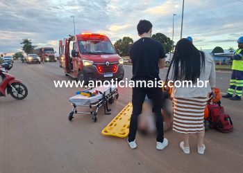 JARU – Caminhonete derruba motociclista, que fica ferido, e foge sem prestar socorro