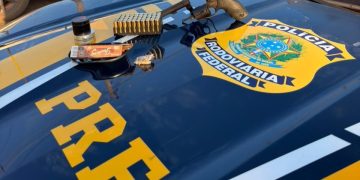 PRF em Rondônia apreende revólver calibre .38 e 50 munições, além de droga