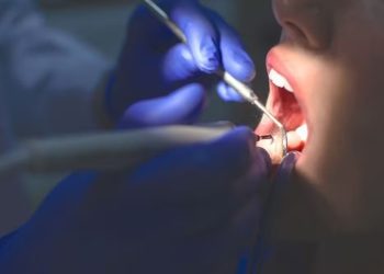 Justiça proíbe dentista de realizar cirurgias plásticas após pacientes sofrerem lesões estéticas em RO