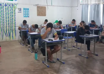 Estudantes do Ensino Médio atendidos pela Mediação Tecnológica participam do 1º Simulado Enem 2026